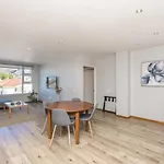 1Bedroom With Tablemountain View