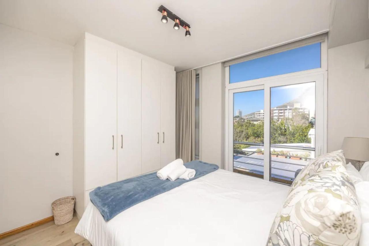 1bedroom With Tablemountain View Apartment